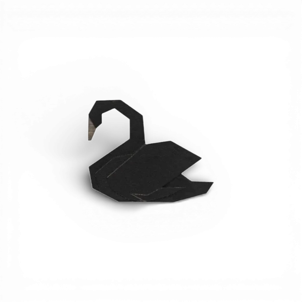 BeWooden - Dřevěná brož černá labuť